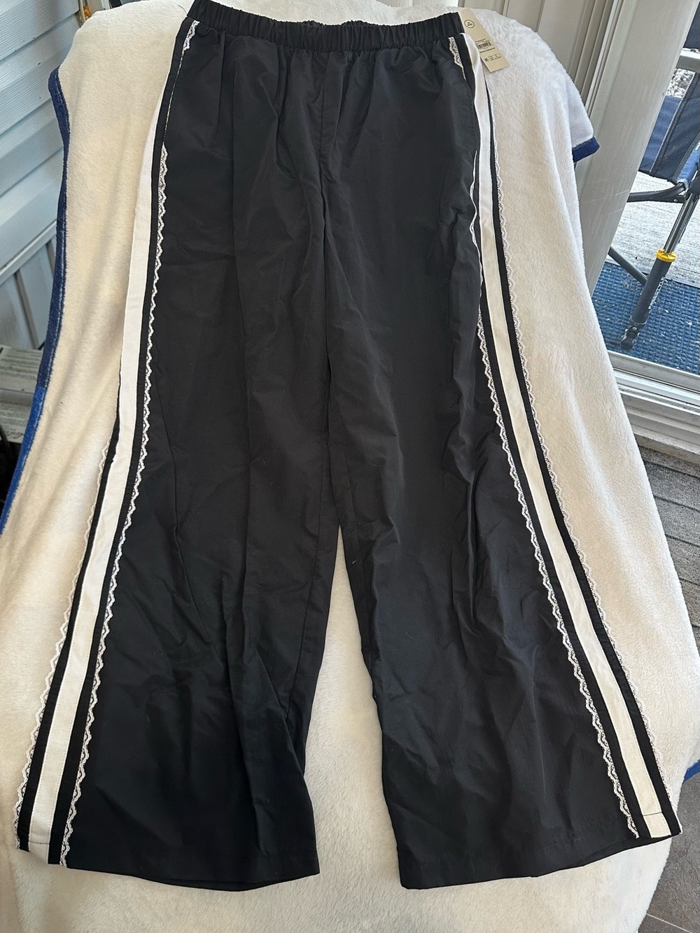 No Boundaries Lace Side Stripe Track Woman’s Pants - Picture 3 of 11